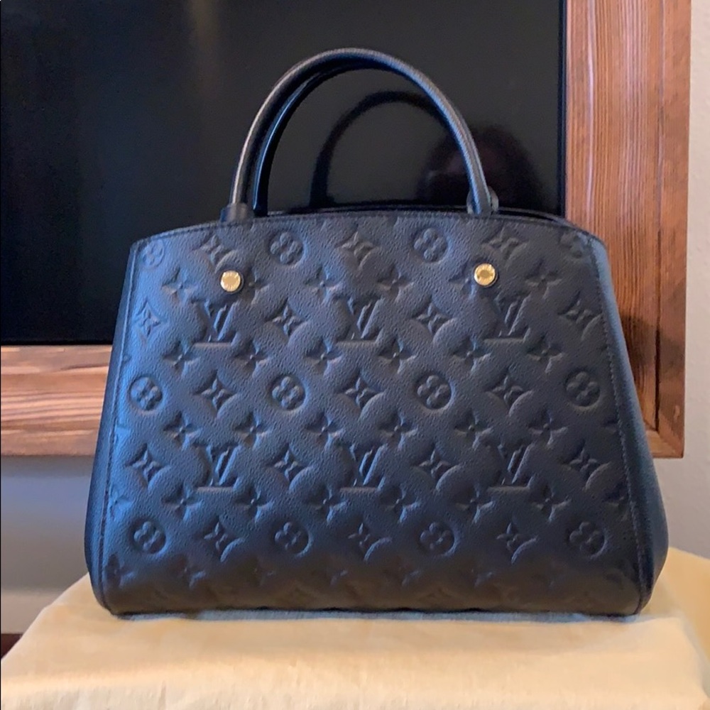 Montaigne MM EMP  Noir